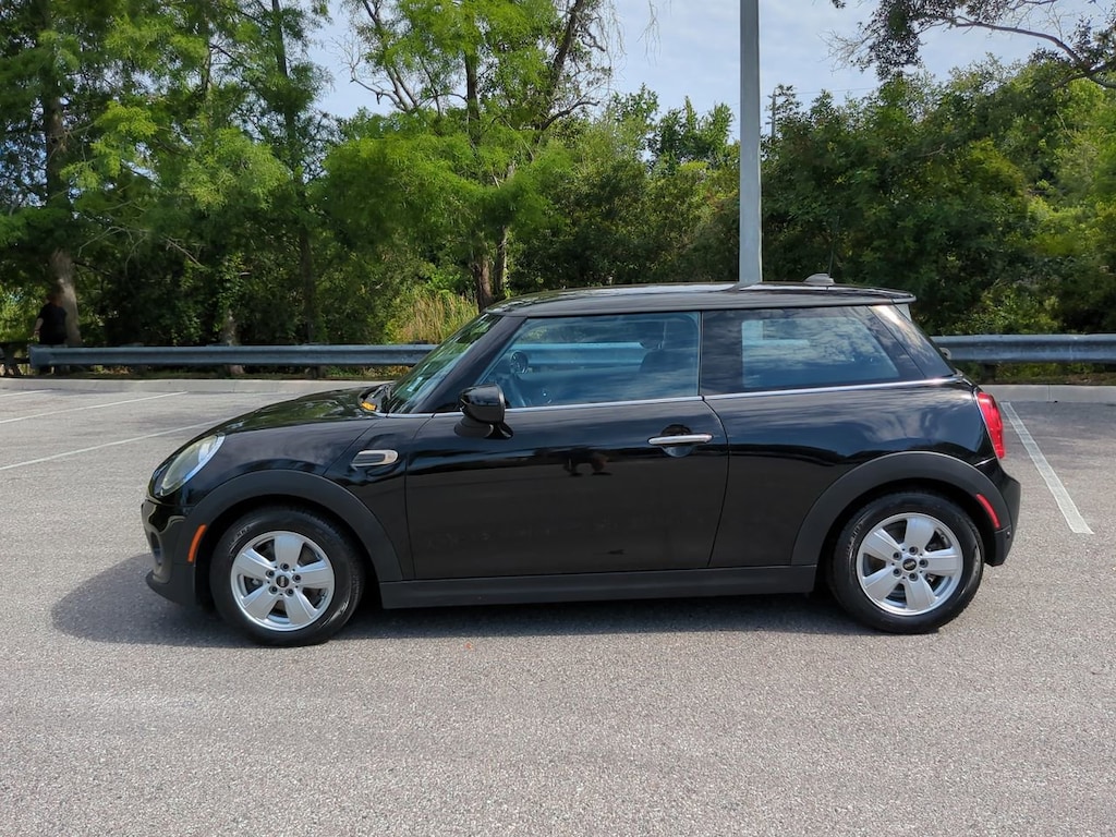 Used 2021 MINI Hardtop 2 Door Cooper Hatchback