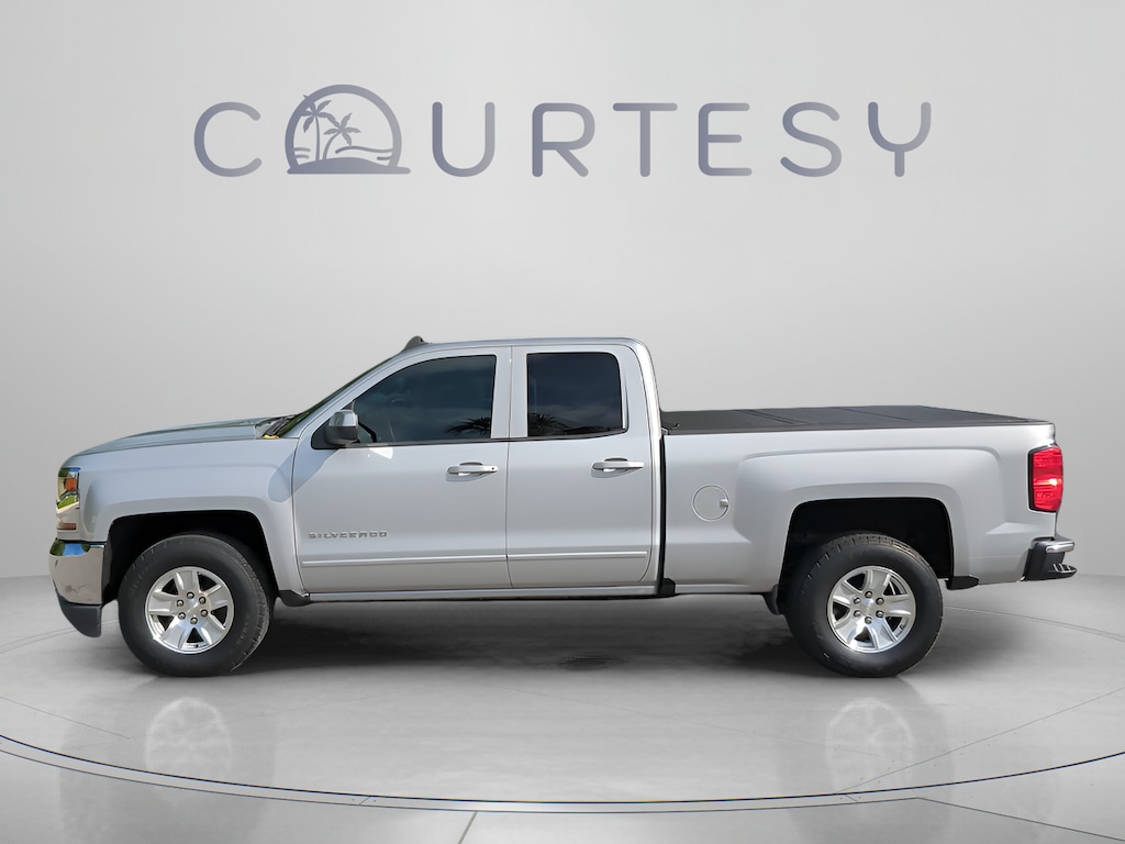 Used 2017 Chevrolet Silverado 1500 LT w/1LT Truck Double Cab