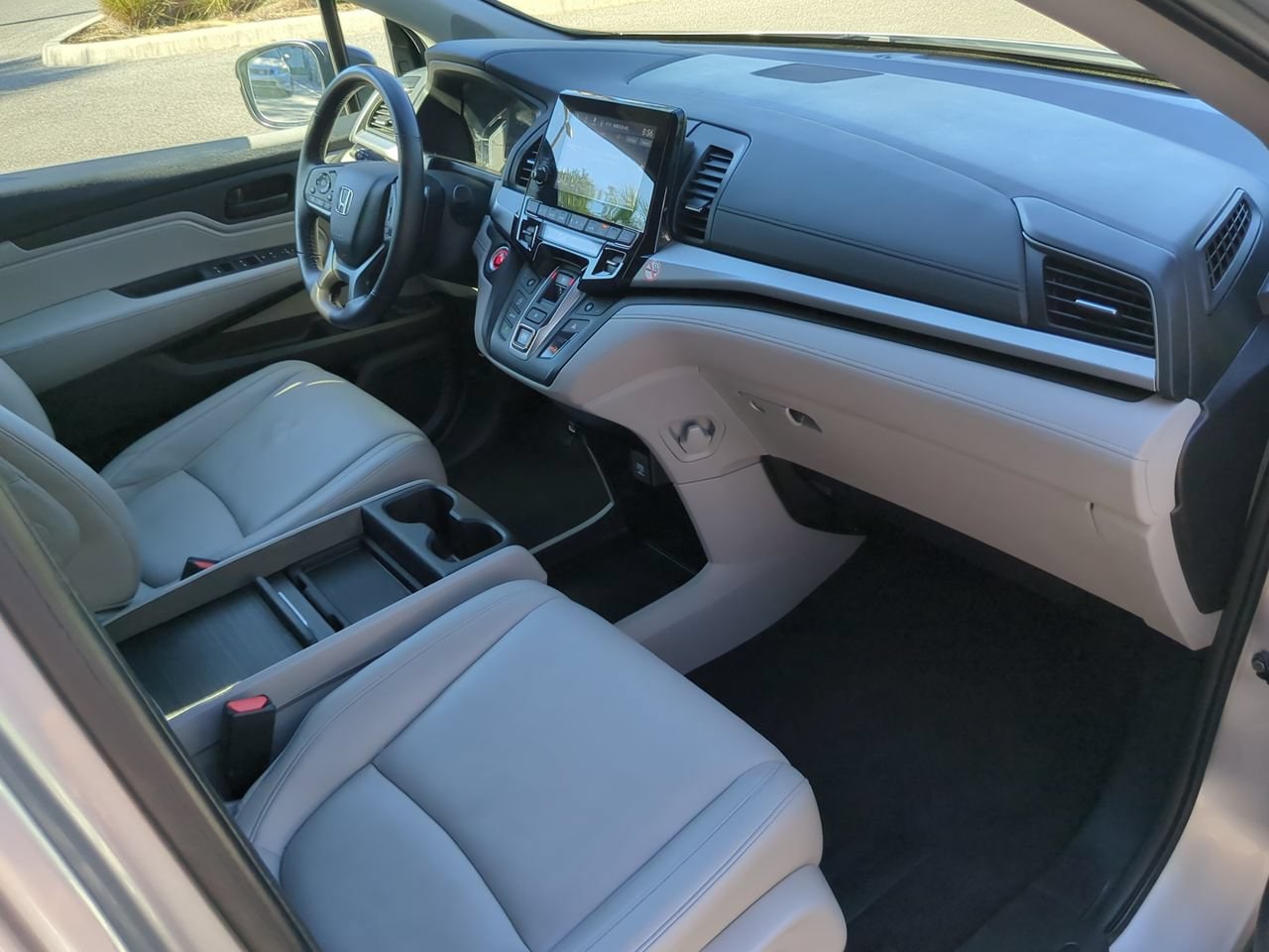 2024 Honda Odyssey EX-L - Photo 21