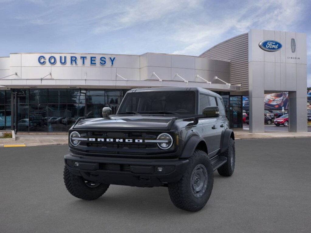 New 2025 Ford Bronco Outer Banks SUV
