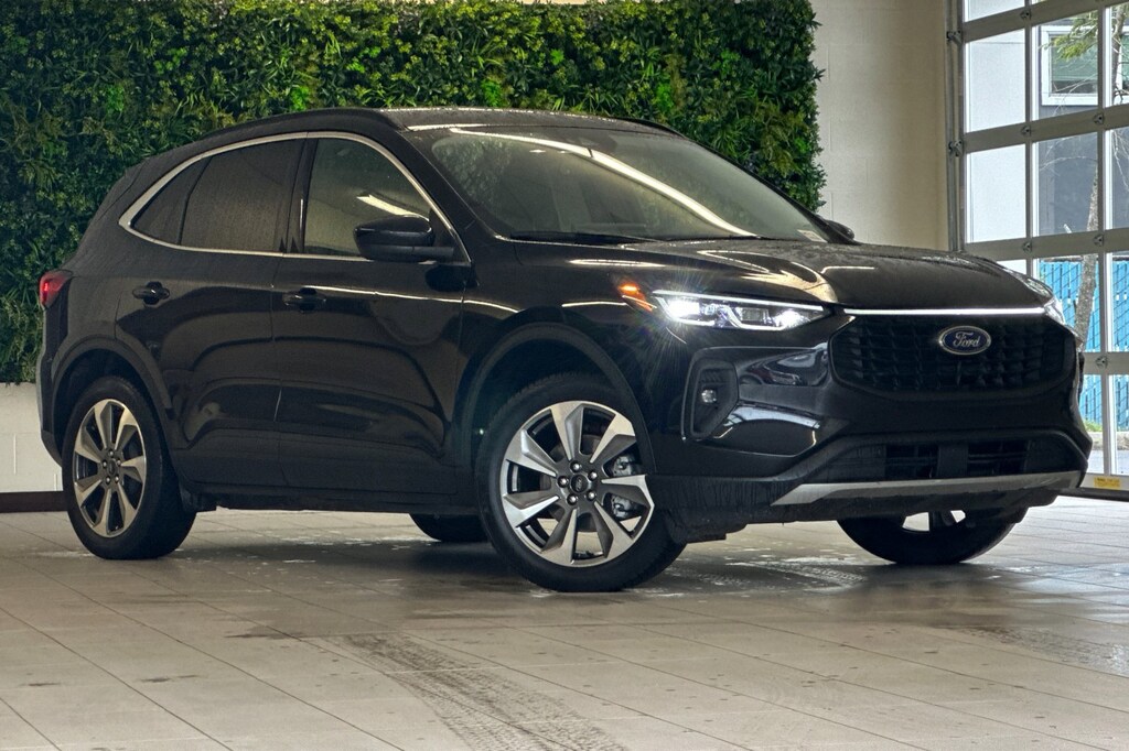 Certified 2025 Ford Escape Platinum SUV