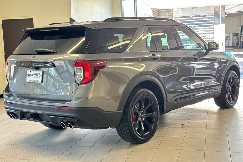 Used 2023 Ford Explorer ST SUV