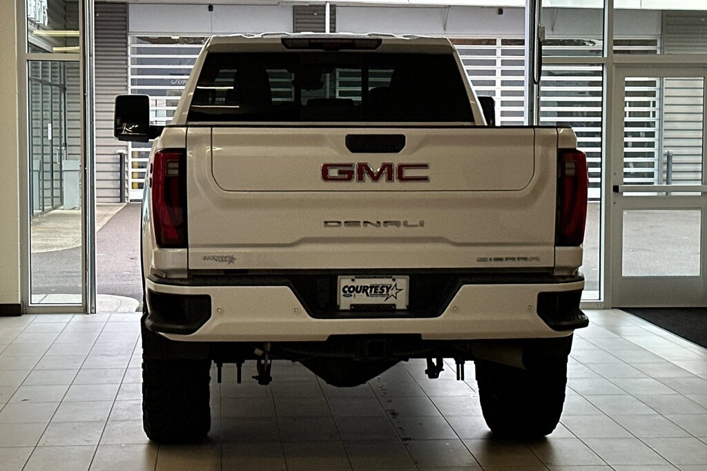 Used 2024 GMC Sierra 2500 HD Denali Truck Crew Cab