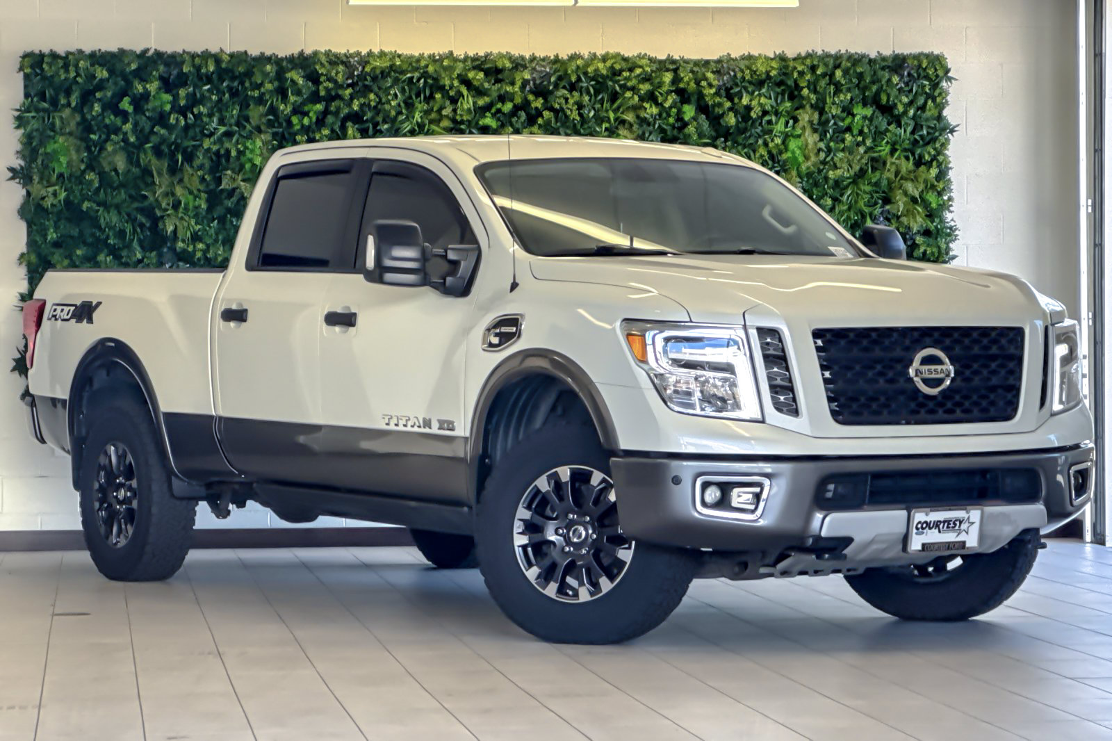 2018 Nissan Titan XD