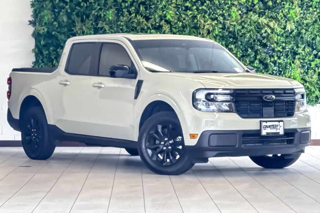 Used 2024 Ford Maverick Lariat Truck SuperCrew