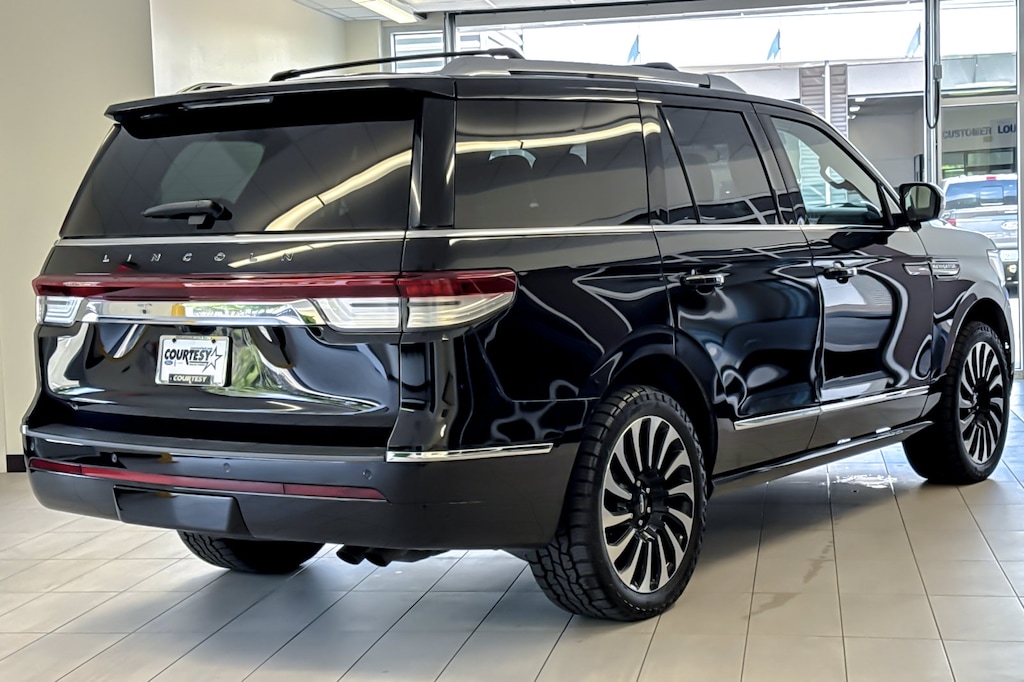 Certified 2024 Lincoln Navigator Black Label SUV
