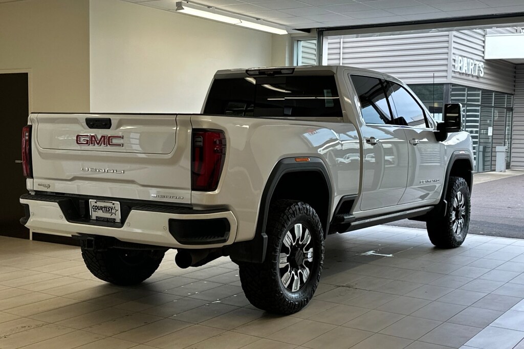 Used 2024 GMC Sierra 2500 HD Denali Truck Crew Cab