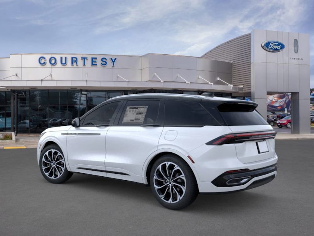 New 2026 Lincoln Nautilus Reserve SUV