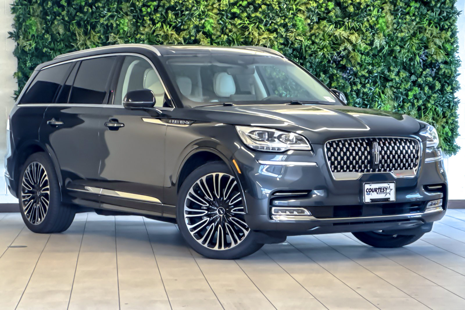 2023 Lincoln Aviator