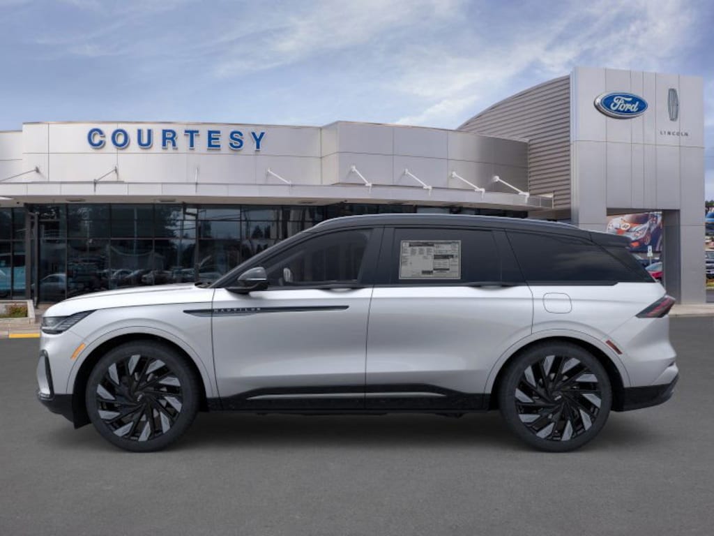 New 2026 Lincoln Nautilus Reserve SUV