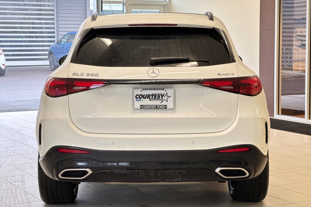 Used 2025 Mercedes-Benz GLC 300 4MATIC SUV