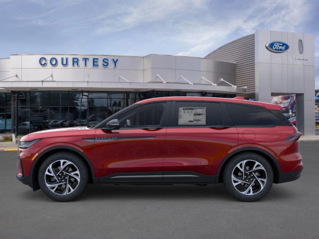 New 2026 Lincoln Nautilus Premiere SUV