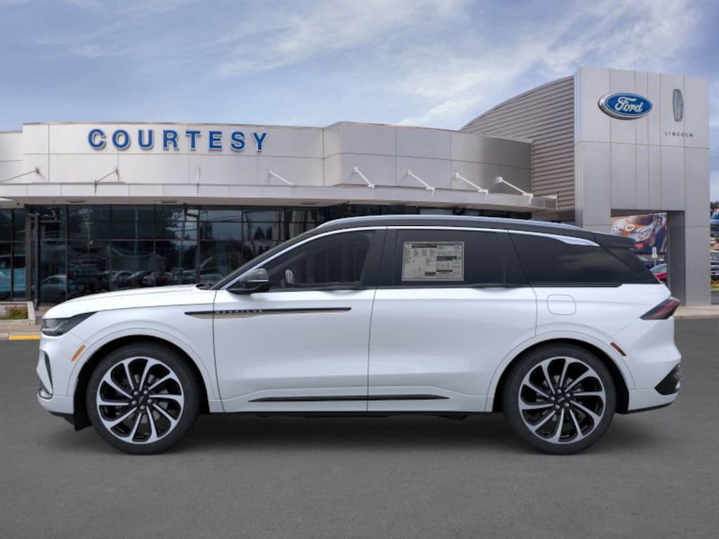 New 2026 Lincoln Nautilus Black Label SUV