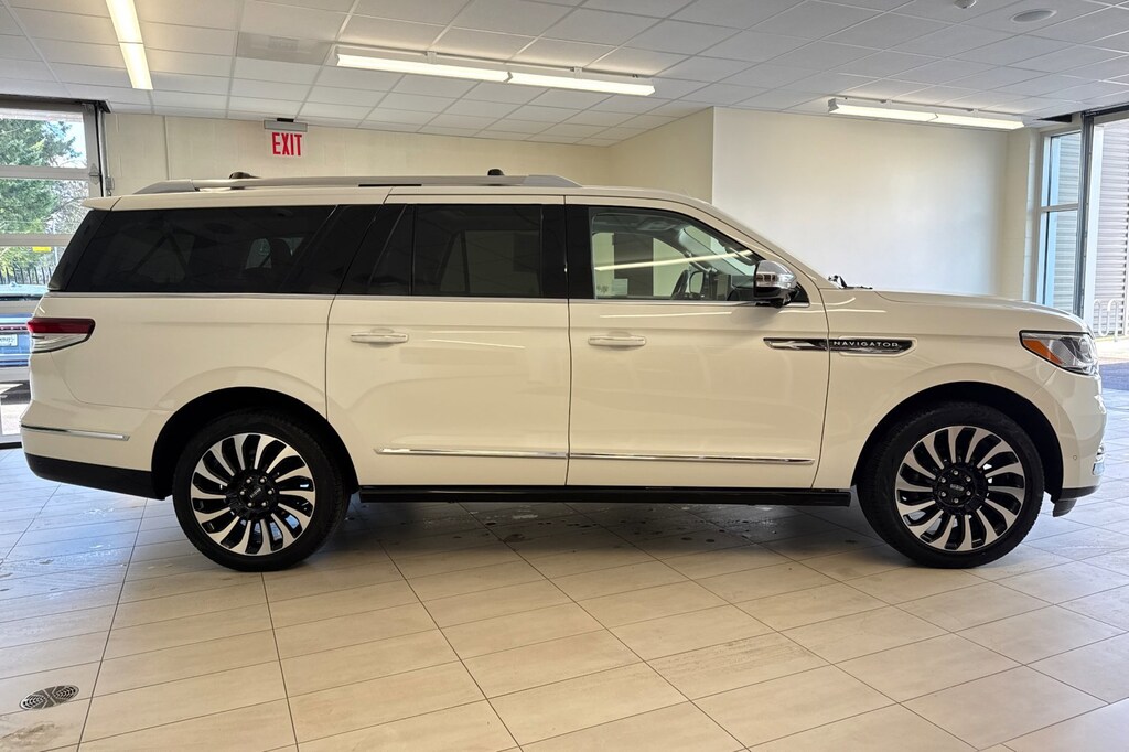 Certified 2023 Lincoln Navigator L Black Label SUV