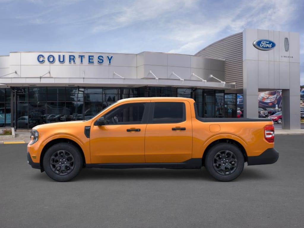 New 2026 Ford Maverick XLT Truck SuperCrew