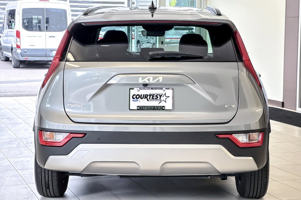 Used 2023 Kia Niro EX SUV