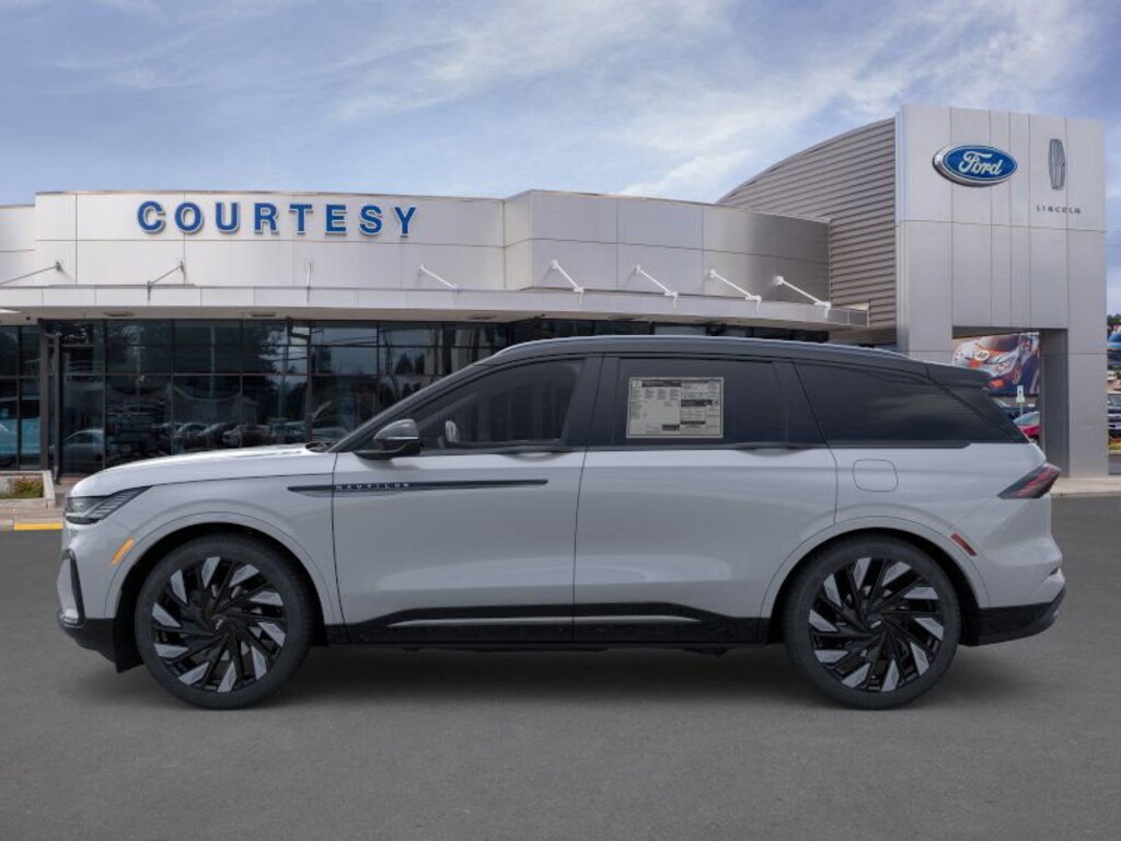 New 2026 Lincoln Nautilus Reserve SUV