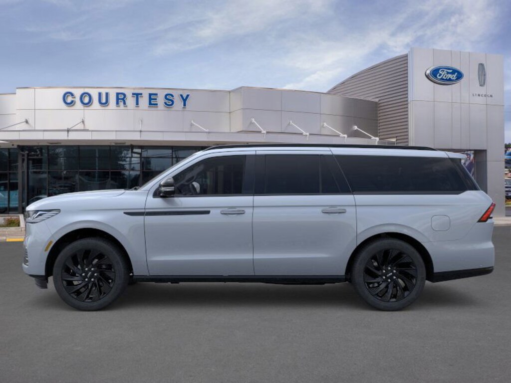 New 2025 Lincoln Navigator L Reserve SUV