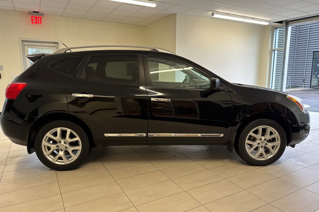Used 2012 Nissan Rogue SV w/SL Pkg AWD SUV