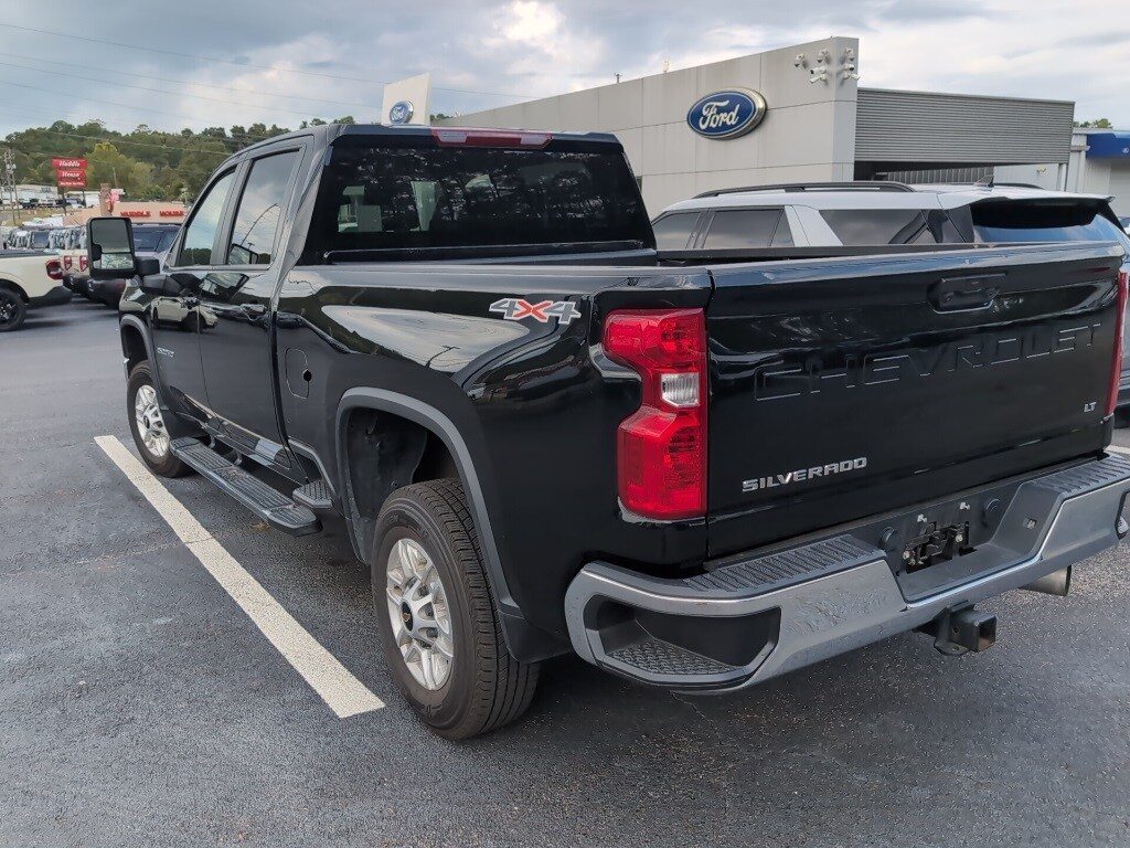 2024 Chevrolet Silverado 2500HD LT photo 4