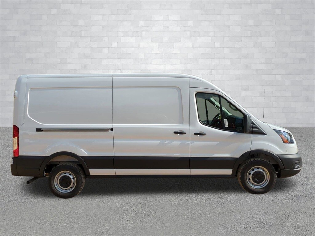 2025 Ford Transit photo 3