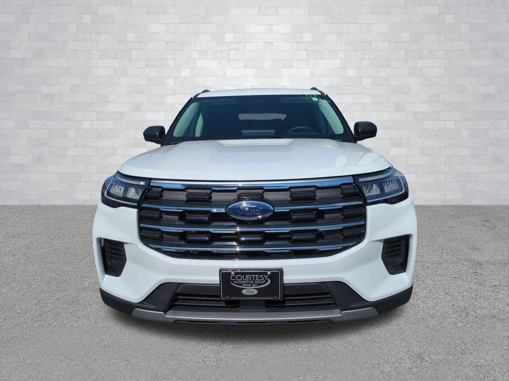 2026 Ford Explorer Active - Photo 8