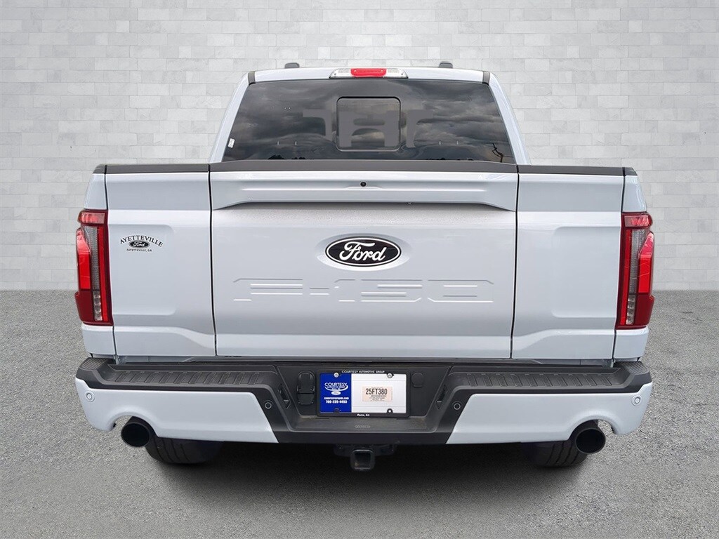 2025 Ford F-150 Lariat photo 4