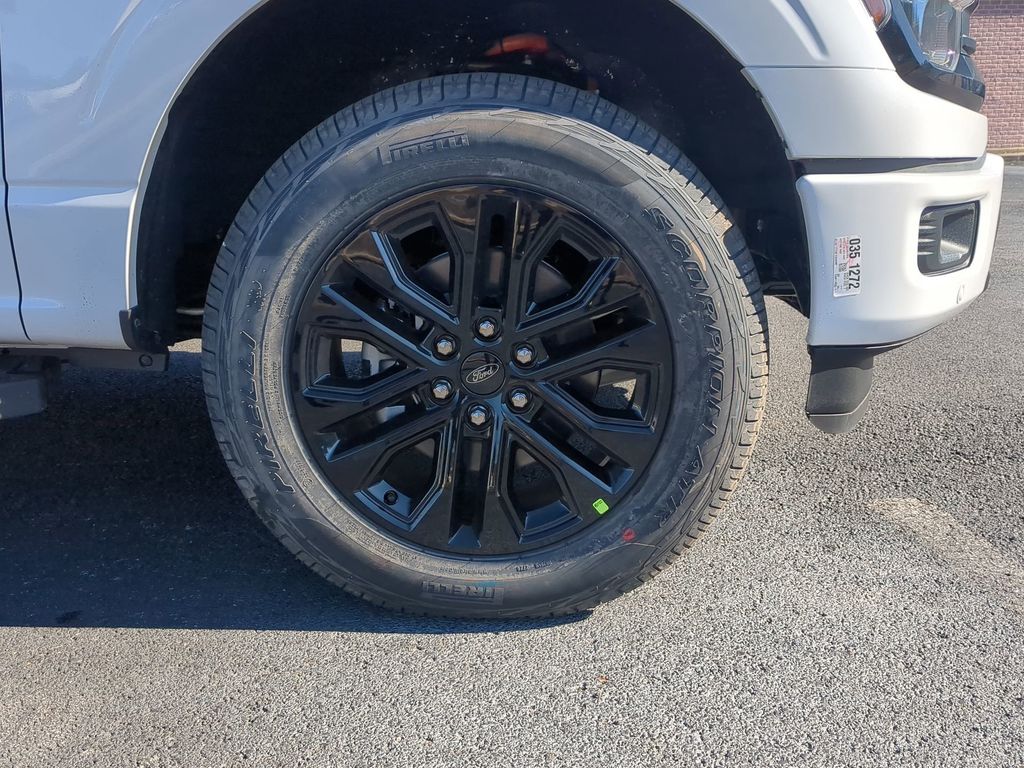 2025 Ford F-150 XLT - Photo 13