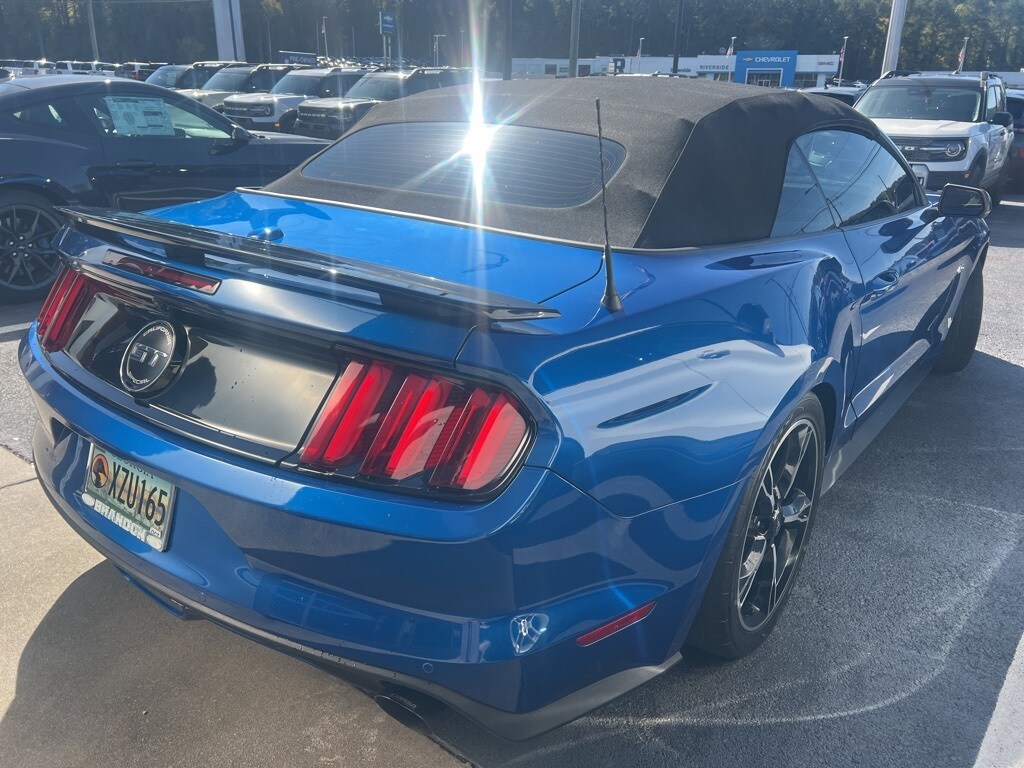2017 Ford Mustang GT Premium Convertible photo 3