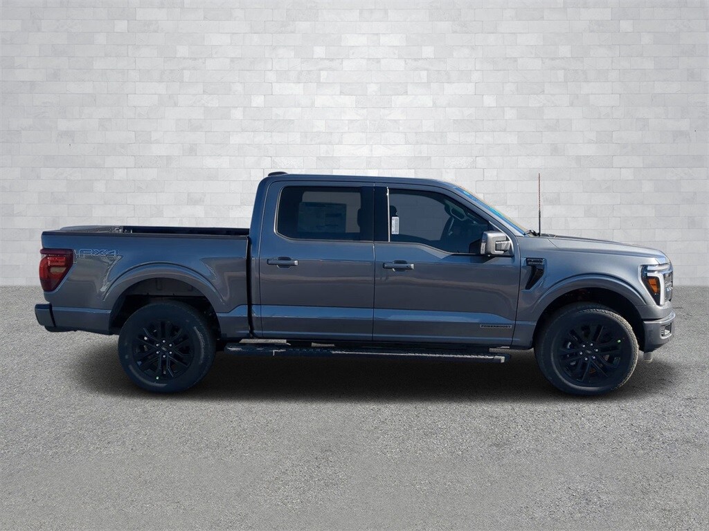 2025 Ford F-150 Lariat photo 2