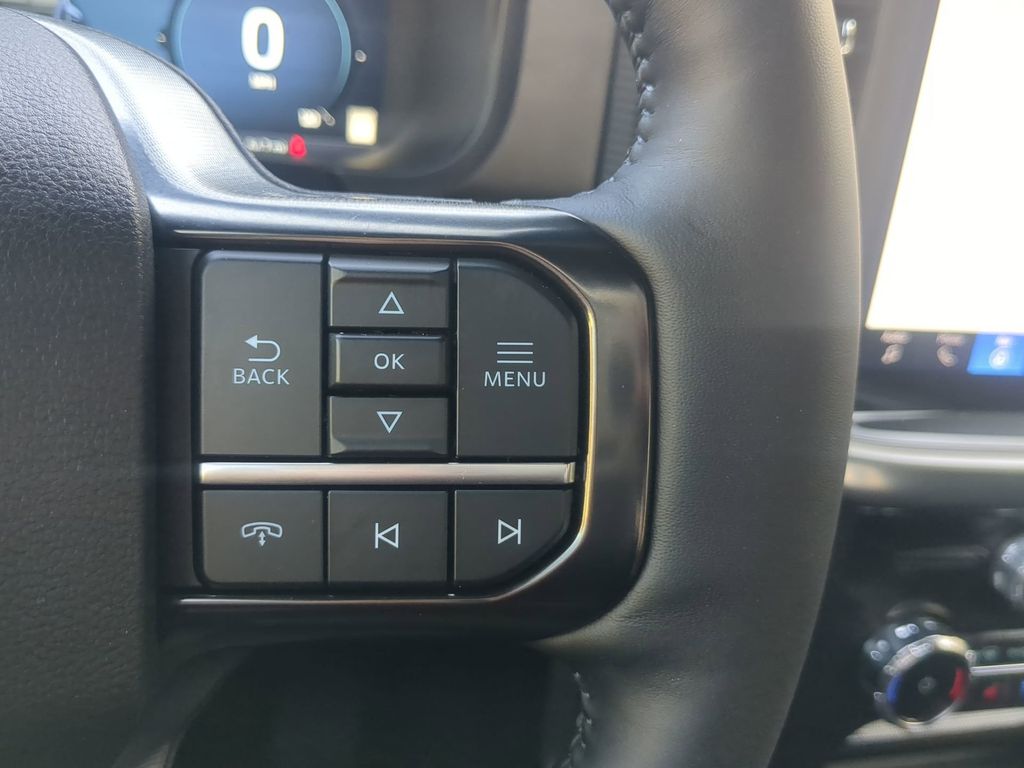 2025 Ford F-150 Platinum - Photo 30
