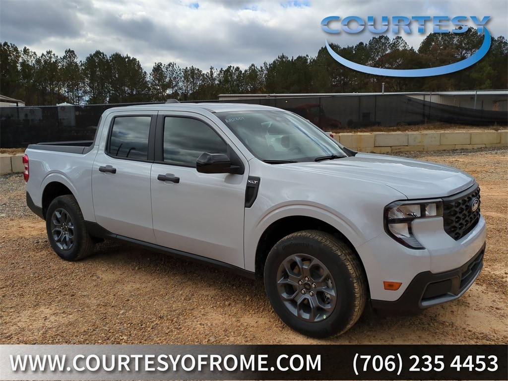 2025 Ford Maverick XLT's photo