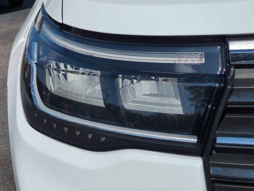 2026 Ford Explorer Active - Photo 9