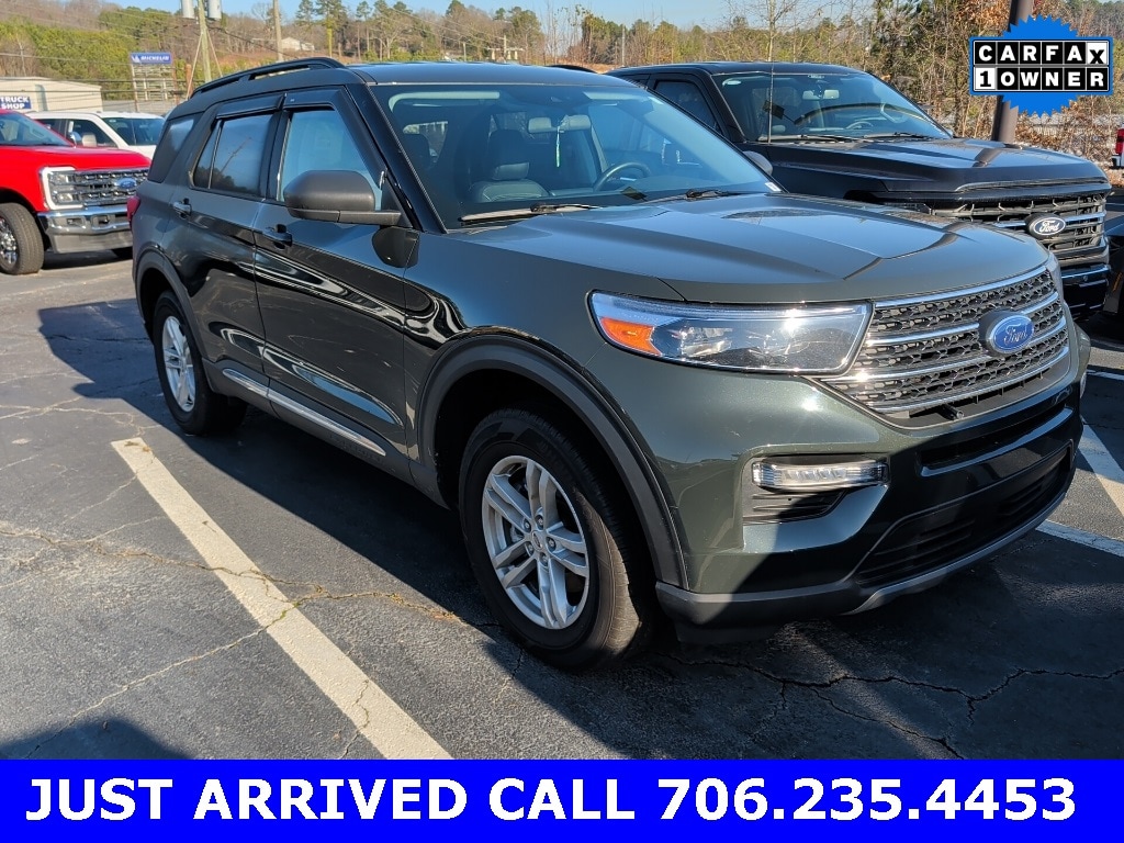 2022 Ford Explorer XLT's photo