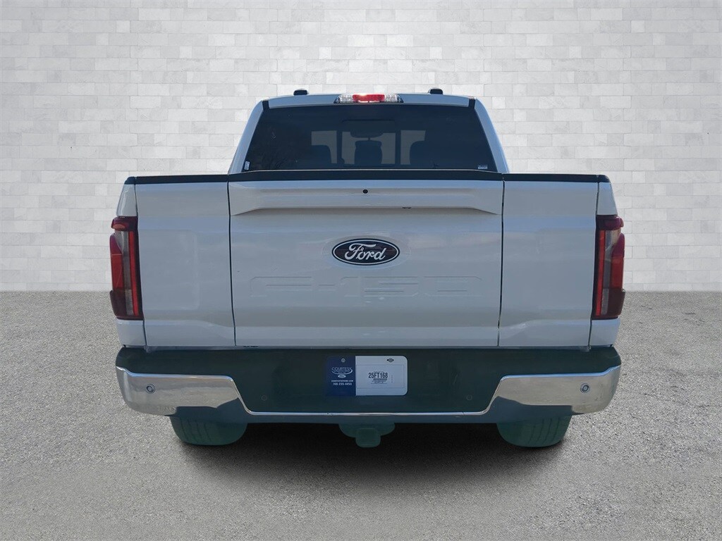 2025 Ford F-150 Lariat photo 4