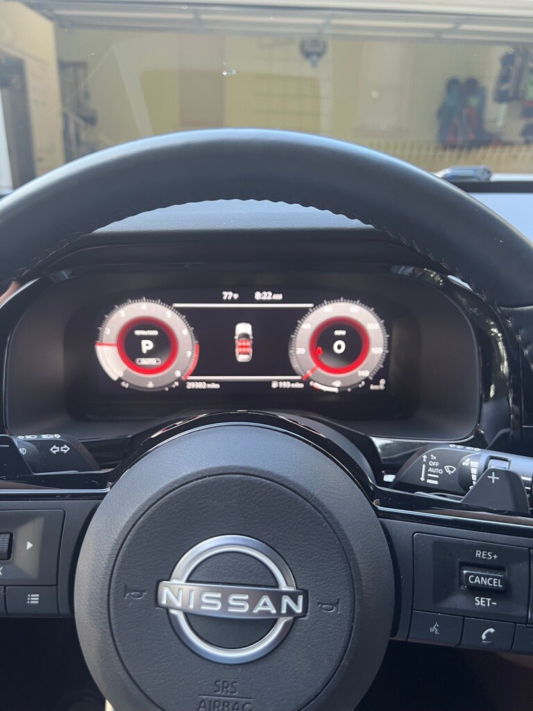 2022 Nissan Pathfinder Platinum photo 4