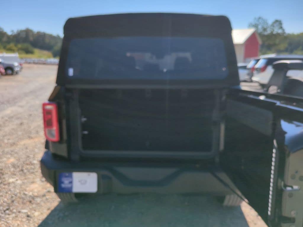 2025 Ford Bronco 4-Door Base - Photo 14