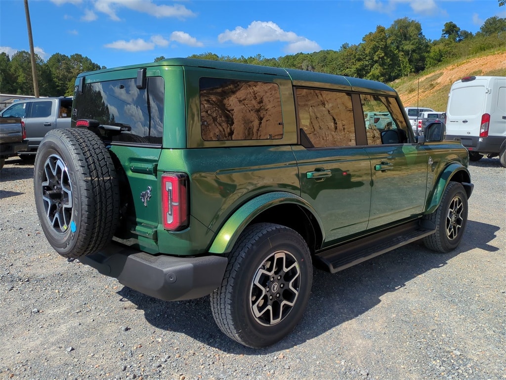 New 2025 Ford Bronco Outer Banks SUV
