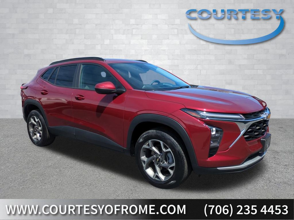 2025 Chevrolet Trax LT's photo