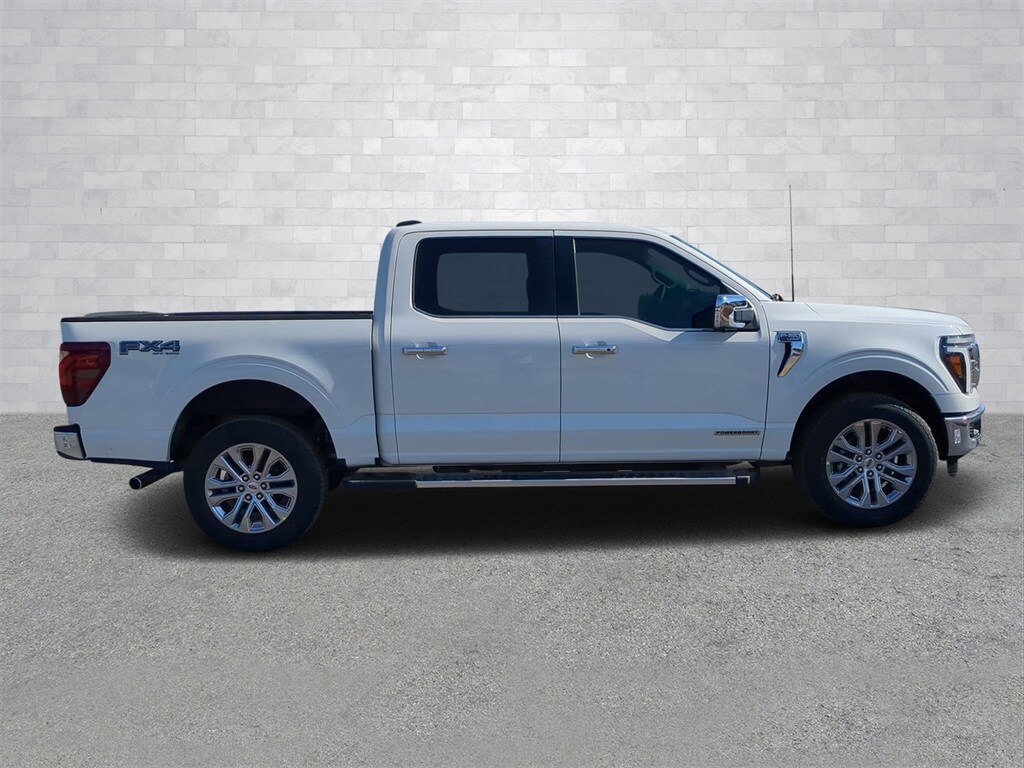 2025 Ford F-150 Lariat photo 2