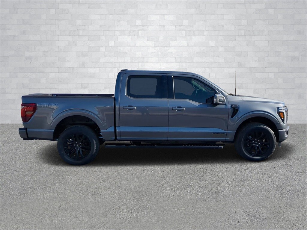 2024 Ford F-150 Lariat photo 2
