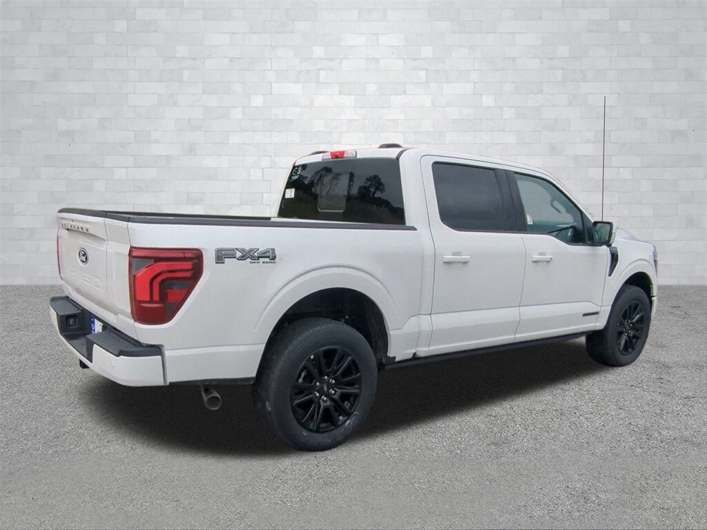 2025 Ford F-150 Platinum photo 2
