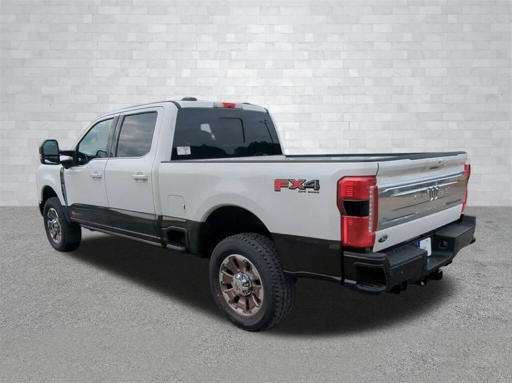 2025 Ford F-250 King Ranch photo 4