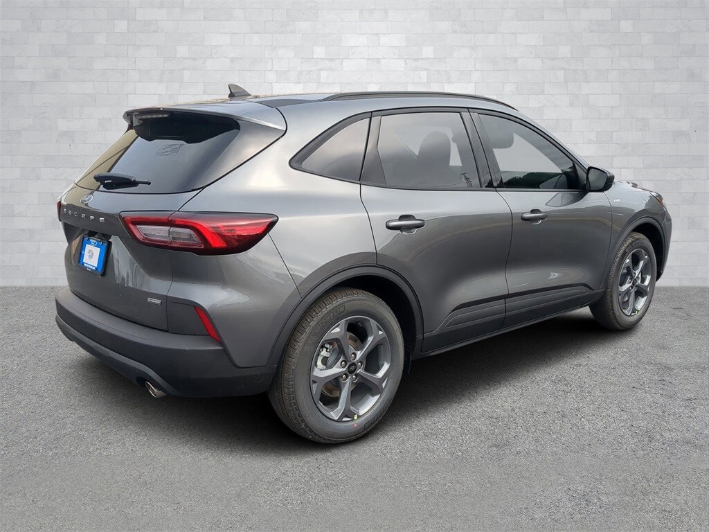 2025 Ford Escape ST-Line photo 3