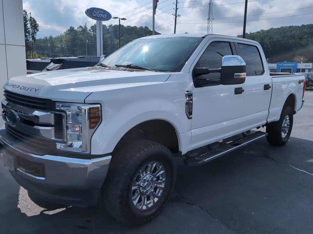 2018 Ford F-250 XLT photo 2
