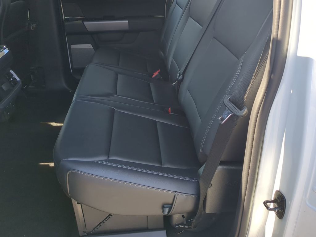 2025 Ford F-150 XLT - Photo 17