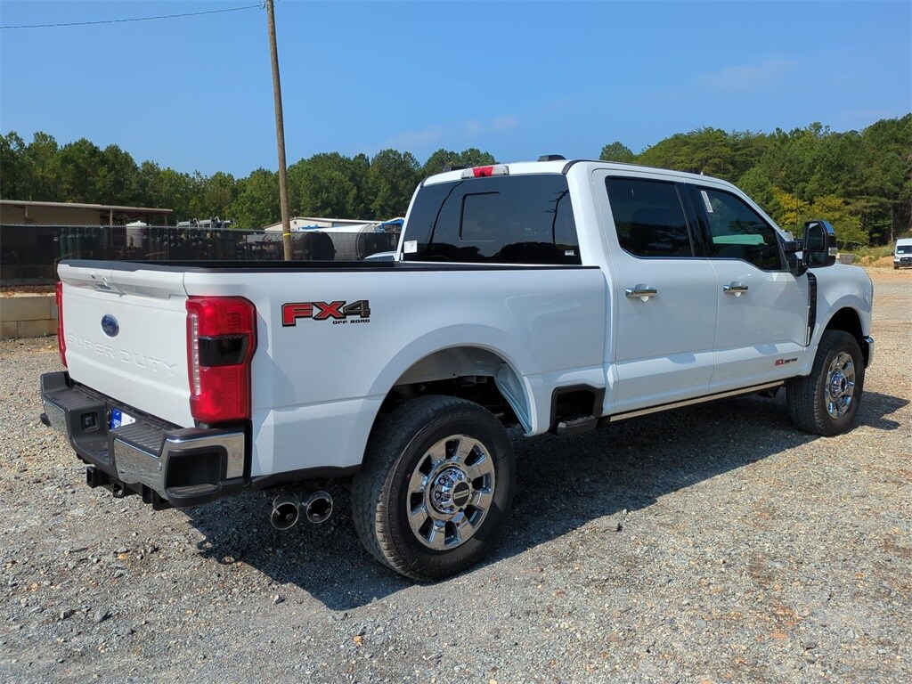 2026 Ford F-250 photo 2