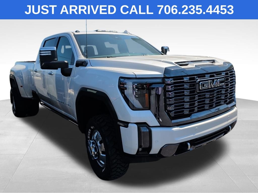 2024 GMC Sierra 4WD Crew Cab LB DRW Denali Ultimate's photo