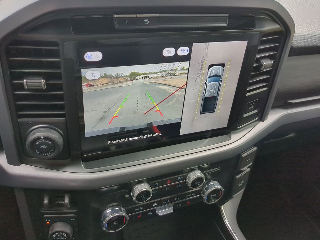 2025 Ford F-150 XLT - Photo 24