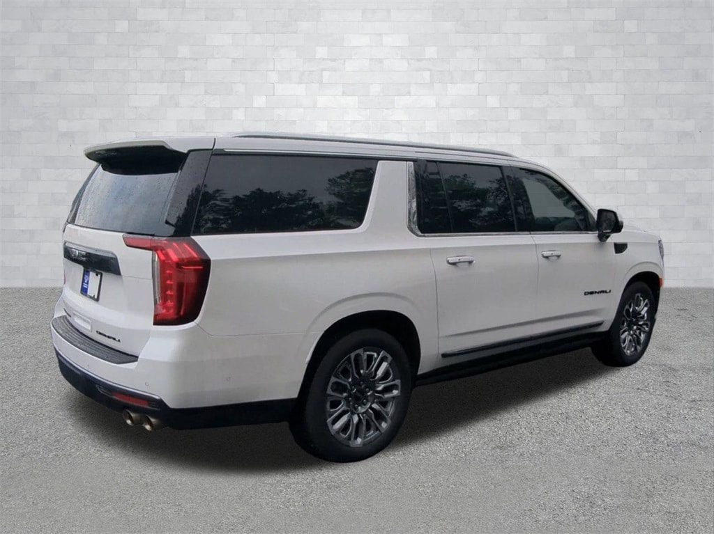 Used 2023 GMC Yukon XL Denali Ultimate with VIN 1GKS2KKL8PR266303 for sale in Rome, GA